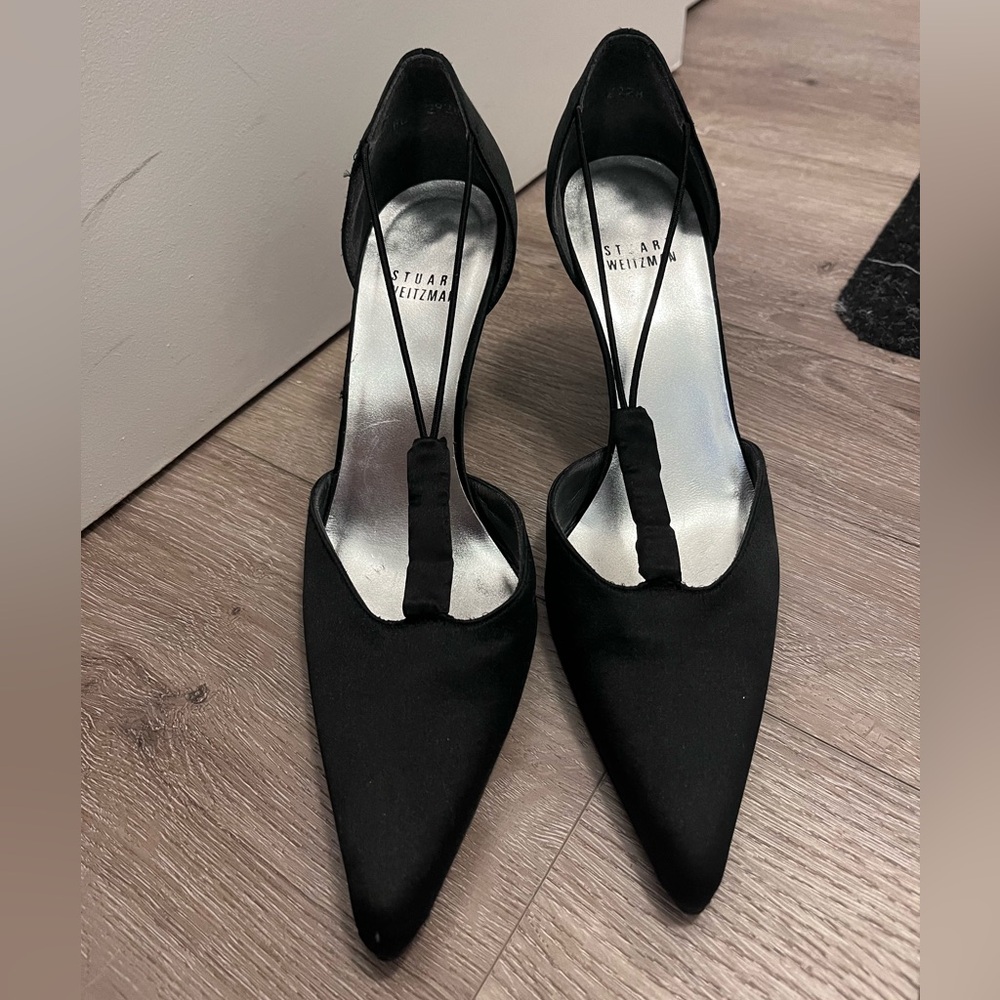 Stuart Weitzman Black Closed Toed Women's Heels